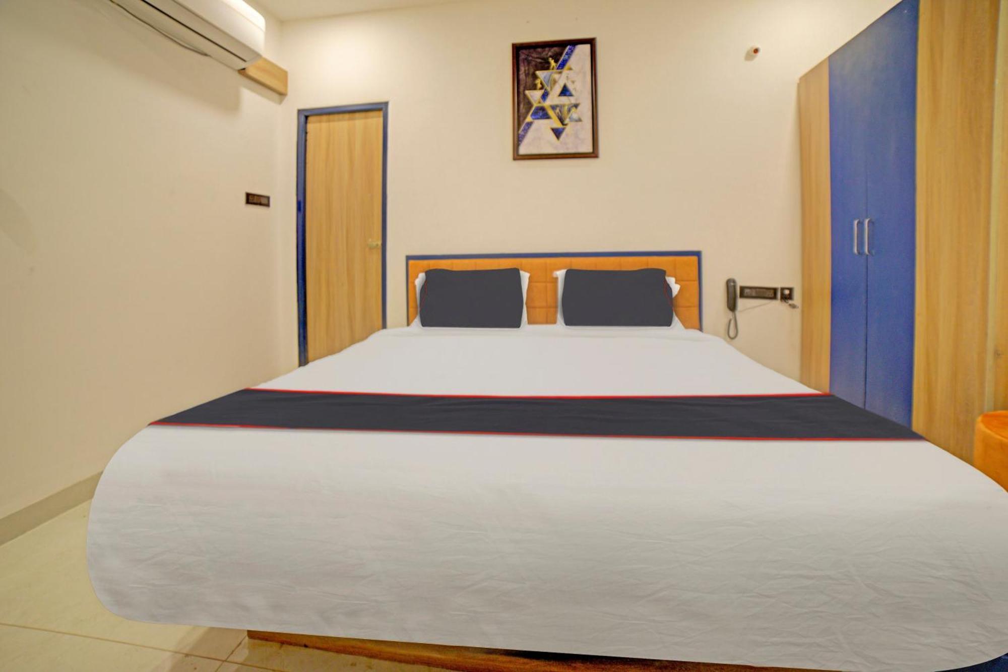 Collection O Lakeview Castle Otel Warangal Dış mekan fotoğraf